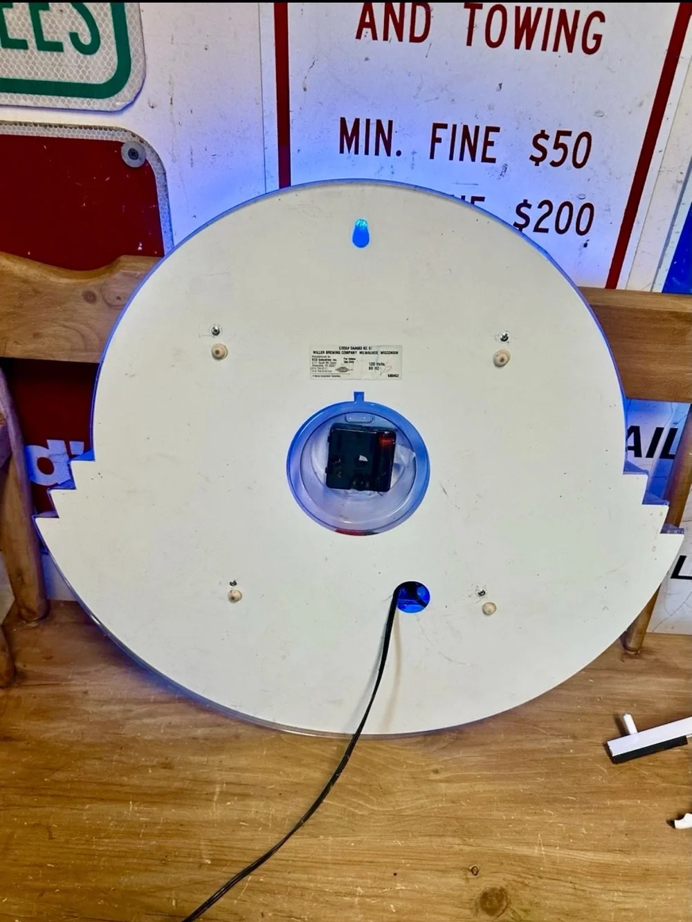 Vintage Miller Lite Brewing Company Trademark Neon Light Clock Sign Mancave